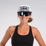 UNISEX TECH 5 - PANEL HAT - WHITE/BLACK